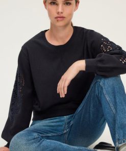 Sarahsport.shop0af44eb629 1