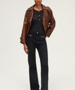 Sarahsport.shop6b5fd46d71 1