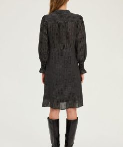 Sarahsport.shope9dba7a127 4