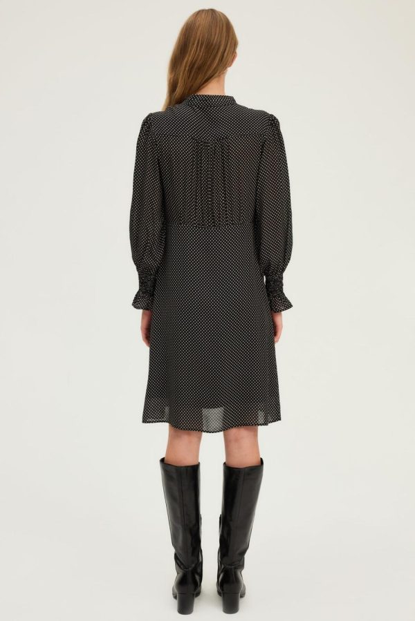 Sarahsport.shope9dba7a127 4